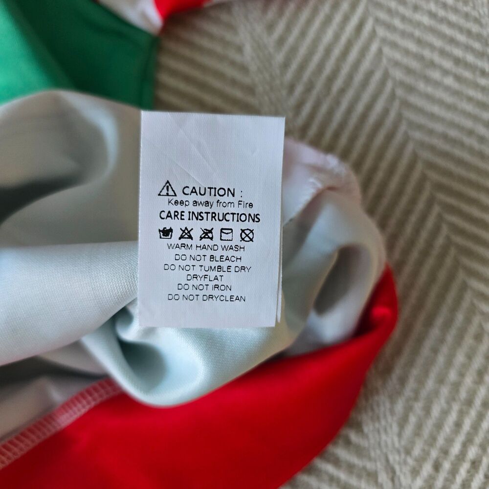 Holiday Christmas Sweatshirt Boys Size 5-6 Green Red Pullover Elf Stretch - Picture 8 of 8